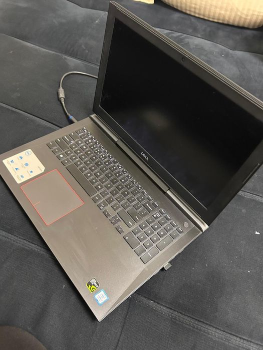 Laptop Dell G5 5587