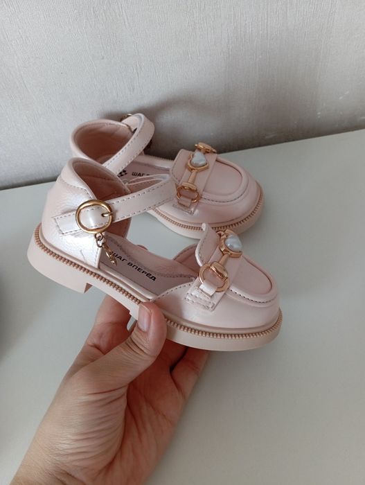 Туфельки на девочку