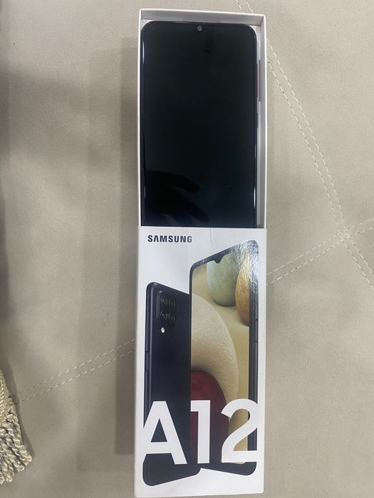 Телефон Samsung А 12