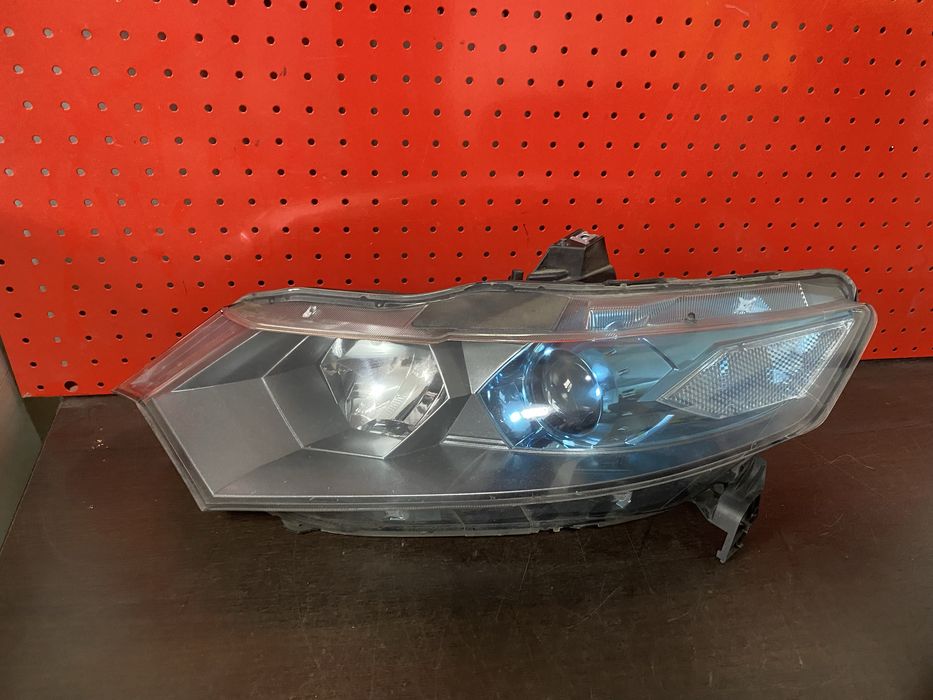 Far stanga halogen si lupa Honda Insight an 2009-2016