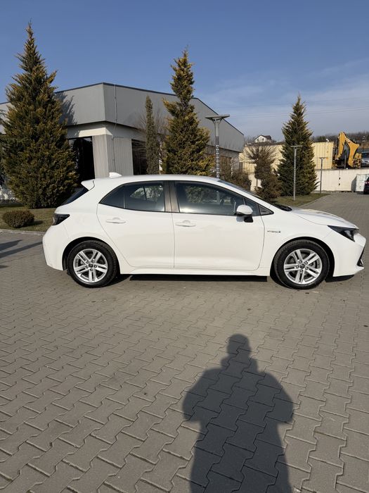 Toyota Corolla 1.8 Hybrid / Automat CVT / 2019 / LED / Cruise Control