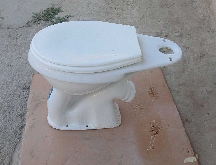 Б/у унитаз сотилади усталарга
