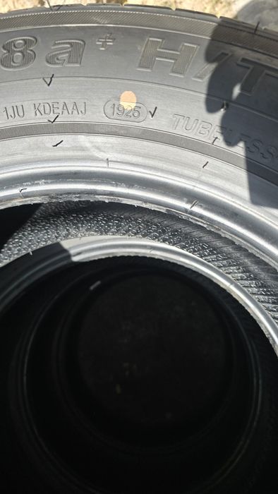 215/65/R16 razmerdagi Westlake baloni.