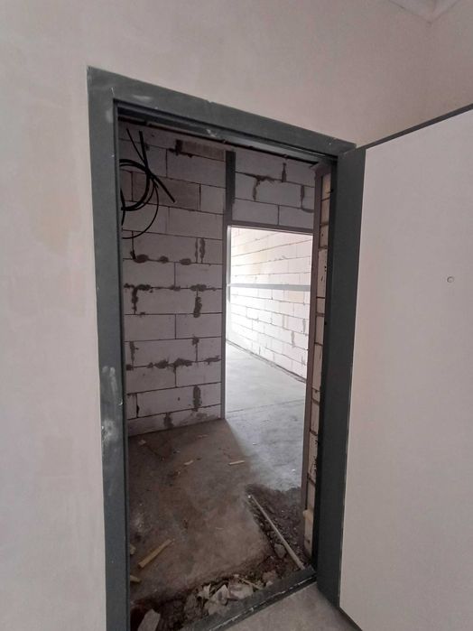 Срочно! Двухкомнатная квартира, новостройка. Юнусабад 17. 2/9/12.