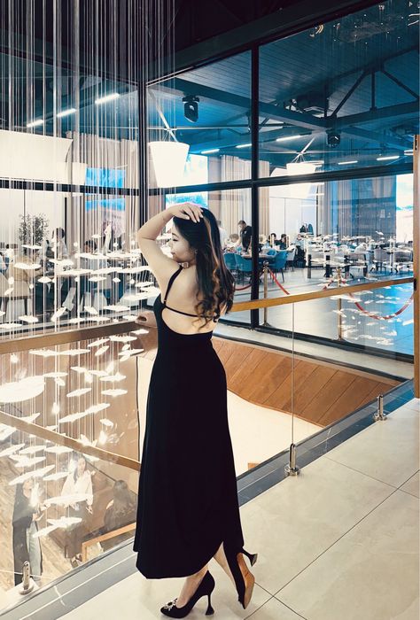 Красивое платье, размер 44–48, почти новое