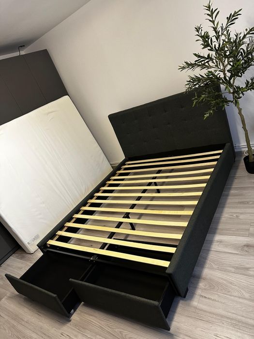 Pat cu somiera 160x200