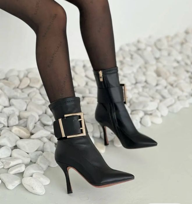 Продаю ботильоны