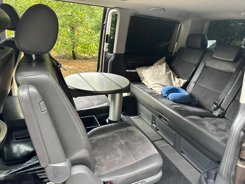 Volkswagen T5.1 Multivan Highline Facelift/ DSG/2.0