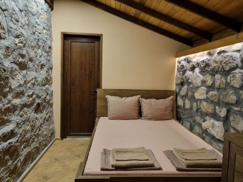 Продава се Къща в с. Ефрем, Област Хасково - 170 кв.м за 677 €/кв.м - Снимка #7