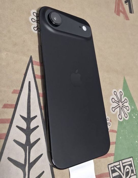 256GB iPhone 17 Air Гаранция от A1 до 2027г. Black | Черен