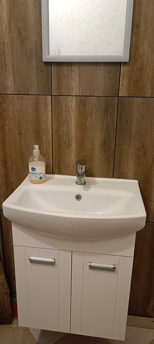 Дава се под наем Магазин в Кърджали, Възрожденци - 65 кв.м за 153 € - Снимка #1