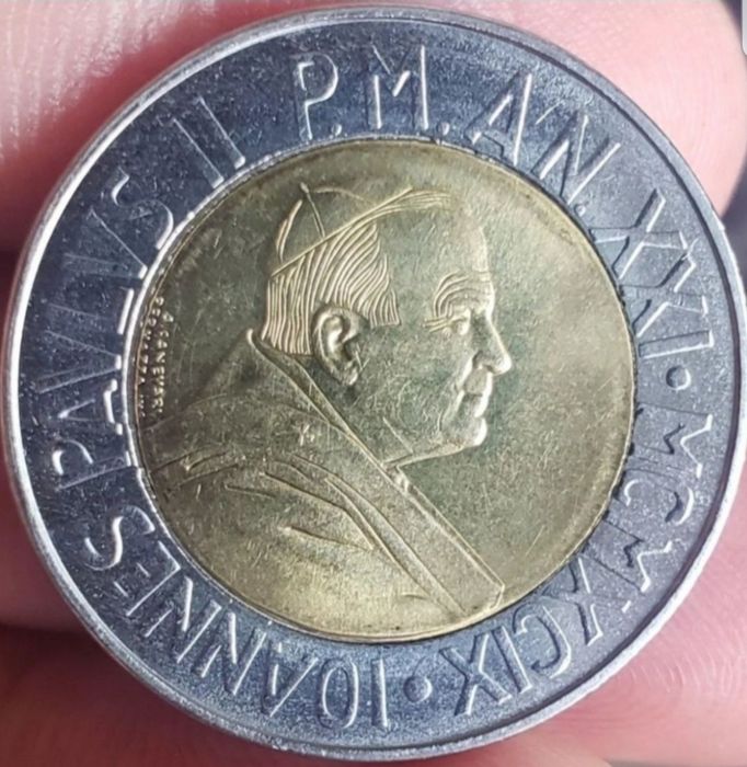 Редкая монета Ватикана.