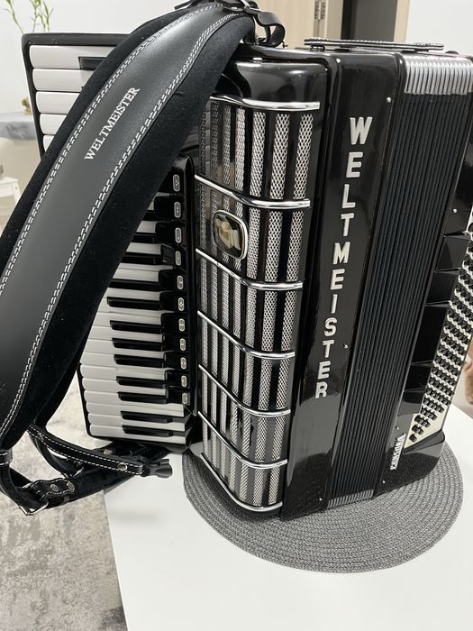 Vand acordeon Weltmeister Consona 120 basi