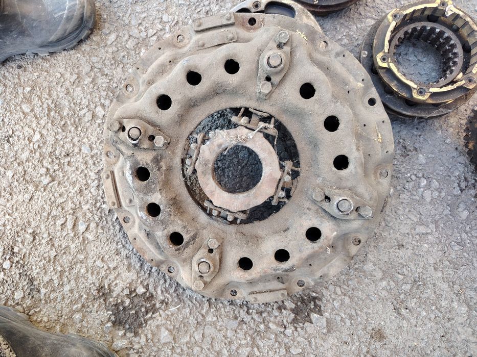 Продам запчасти на камаз