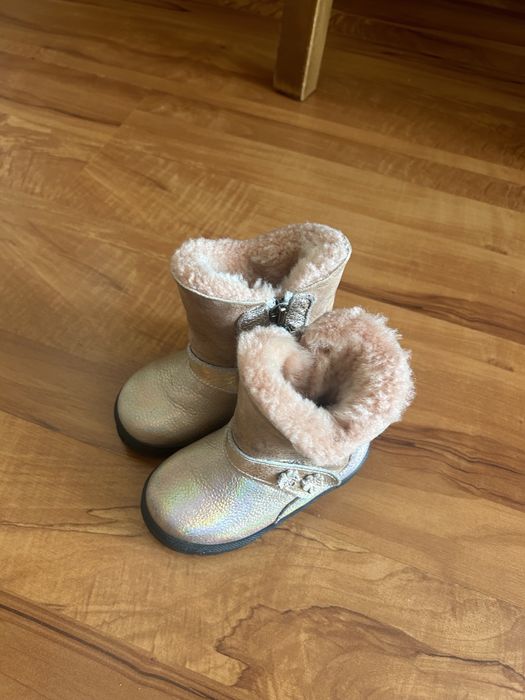 Продам сапоги зимние на девочку