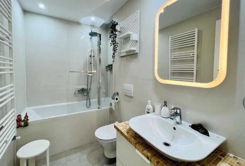 Дава се под наем Едностаен апартамент в Пловдив, Каменица 2 - 35 кв.м за 179.52 € - Снимка #1