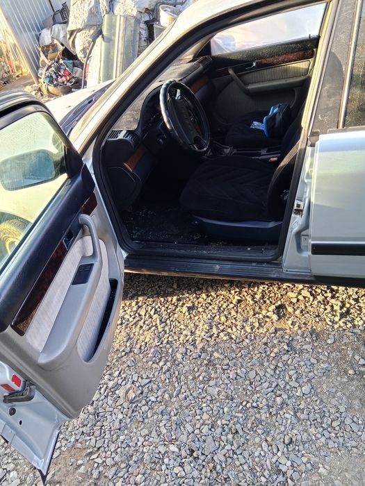 Ауди 100 c4 по запчастям