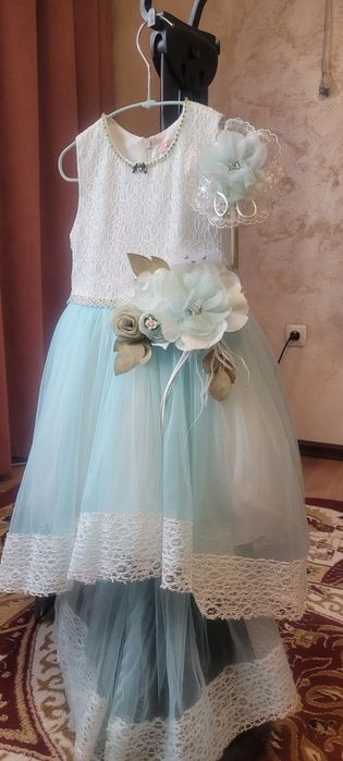 Нарядные платья для девочек 4-6 лет