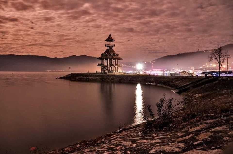 Imobil Insula Pescarus-Zona 0-Orsova-Spatiu Comercial-Parc I.Dragalina