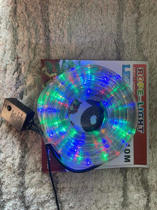 Коледни лампички /лента/ LED - 10 метра