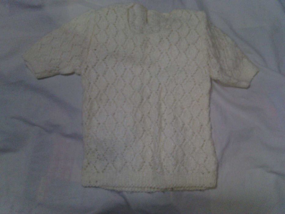 2 детски блузки, вълнени, 3 пуловера, суитчер