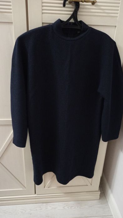 Платье  стильное Zara