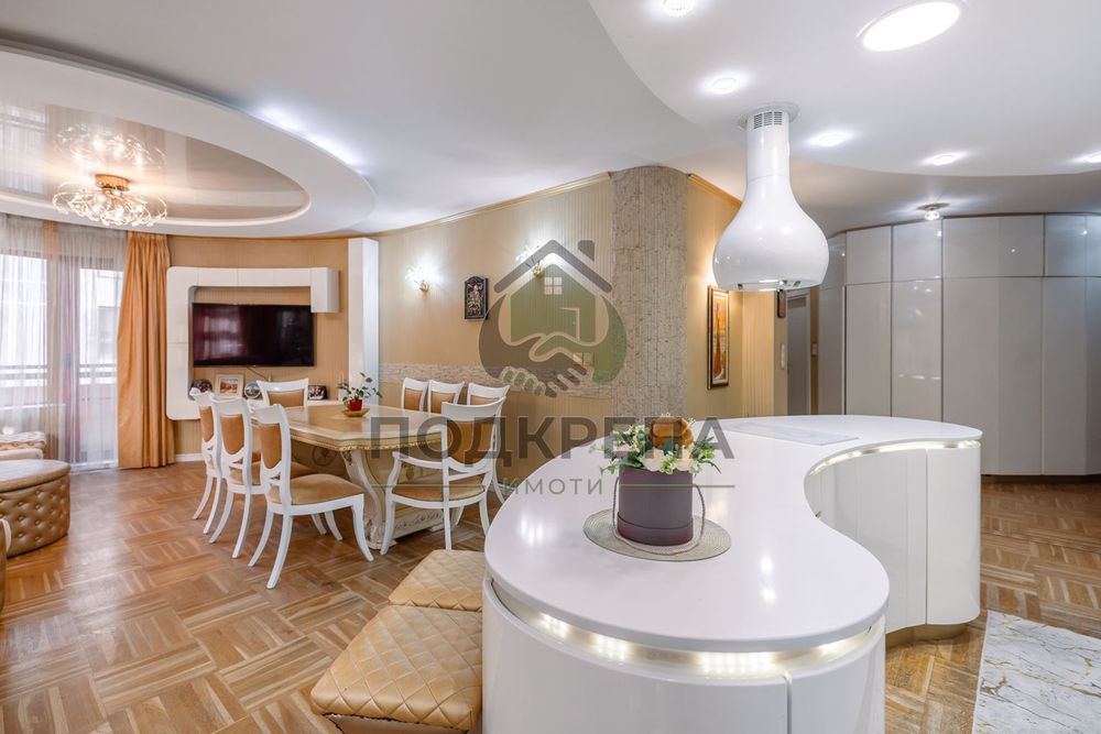 4-стаен в Пловдив-Кършияка площ 155 цена 297000