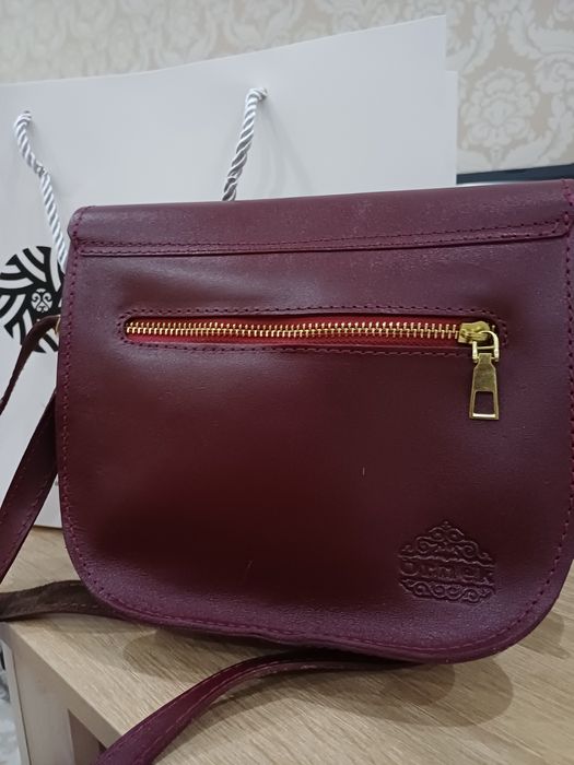 Продам сумку из натур кожи