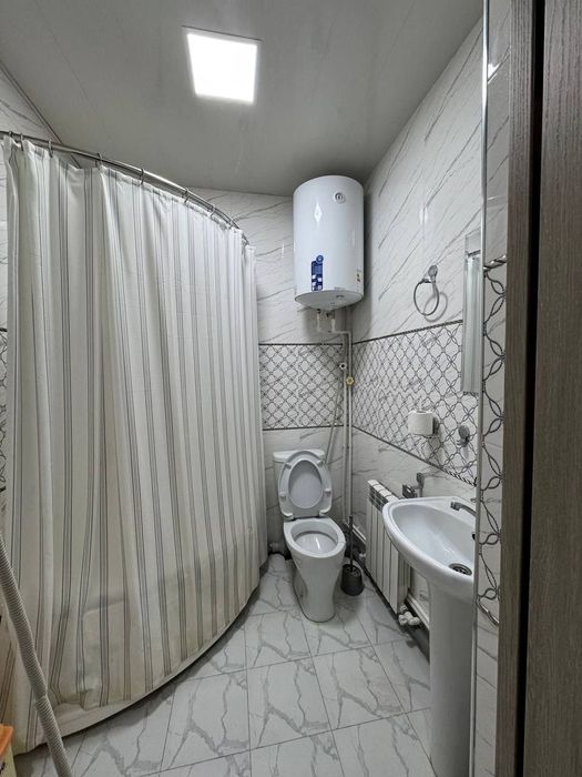 Продаётся 3х комнатная люкс квартира в самом центре города!
(Новостро