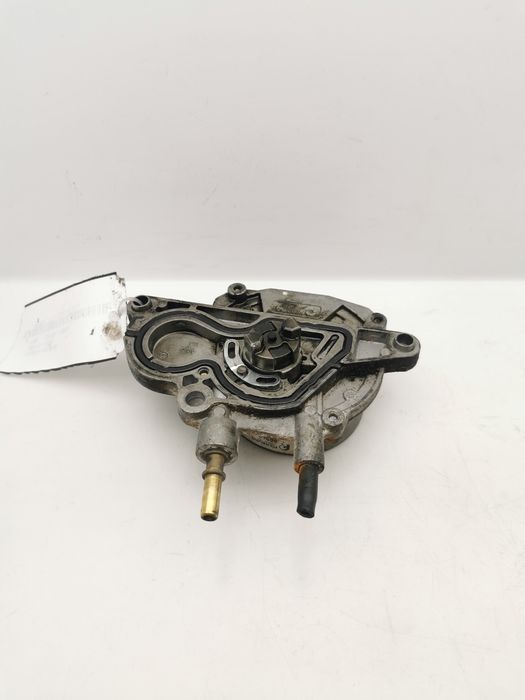 Pompa vacuum Opel Astra J 2009 A17DTR 8981154390