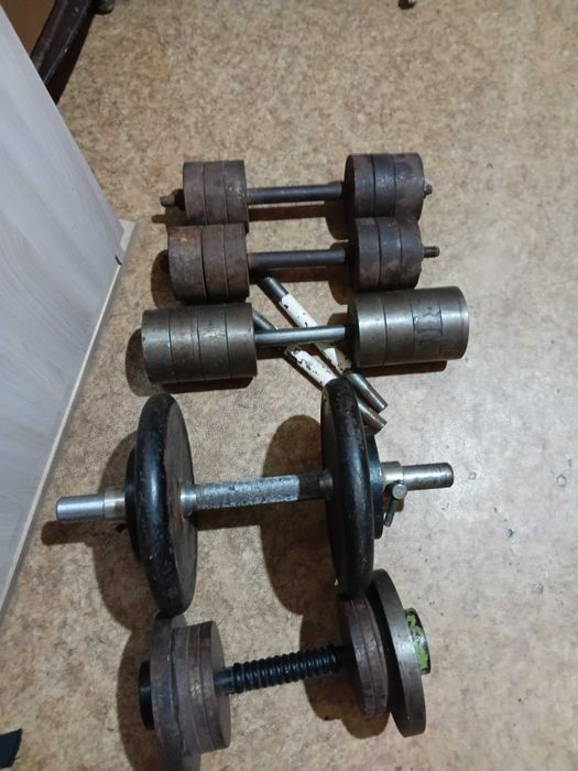 Продаются гантели штанга