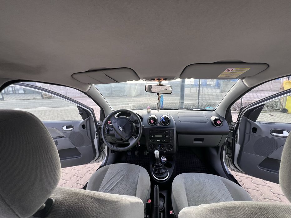 SE VINDE, Ford Fiesta!!