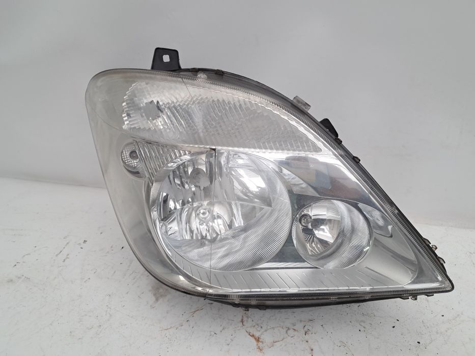 Фар Mercedes Sprinter