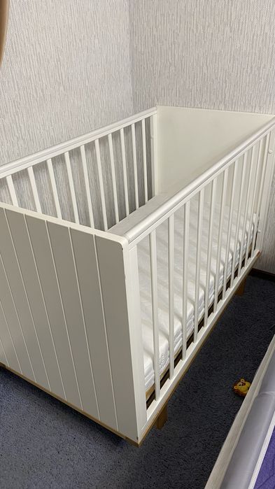 Продам кроватку