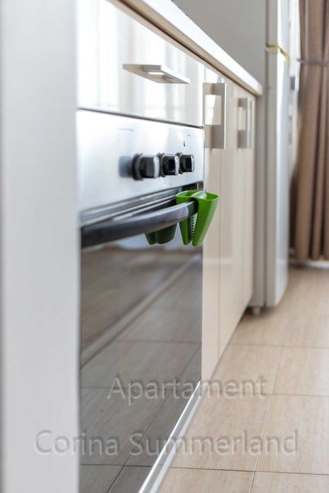 Inchiriez apartament tip studio Summerland