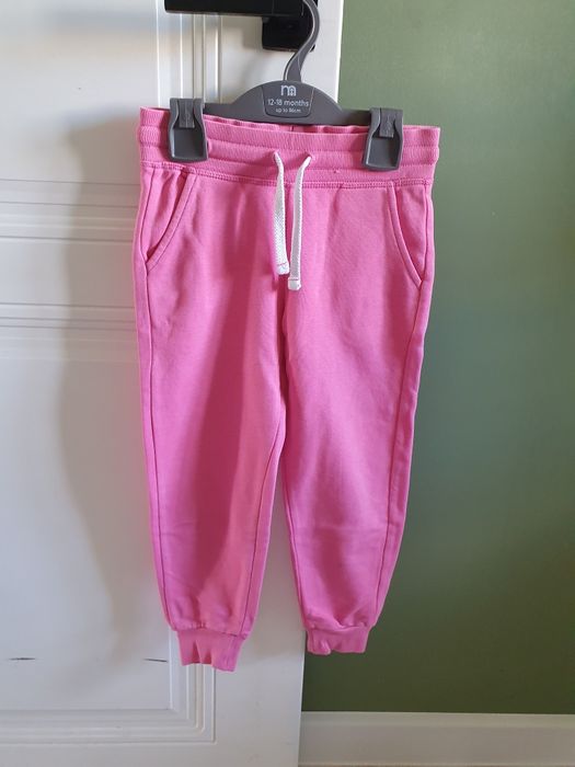 Брюки для девочки,за всё 4000 тенге.