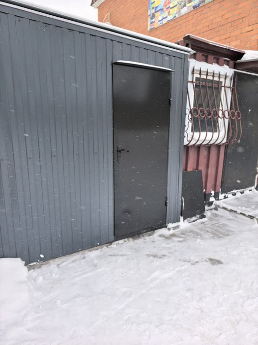 Сдам вагончики и контейнер