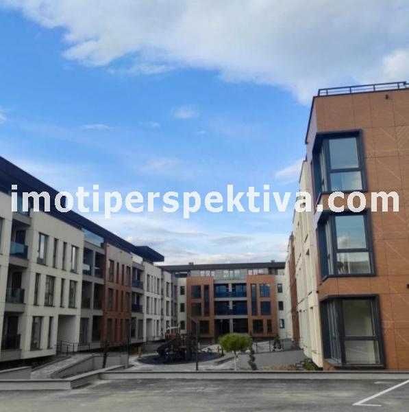 Продава се Тристаен апартамент в Пловдив, Остромила - 206 кв.м за 882 €/кв.м - Снимка #1