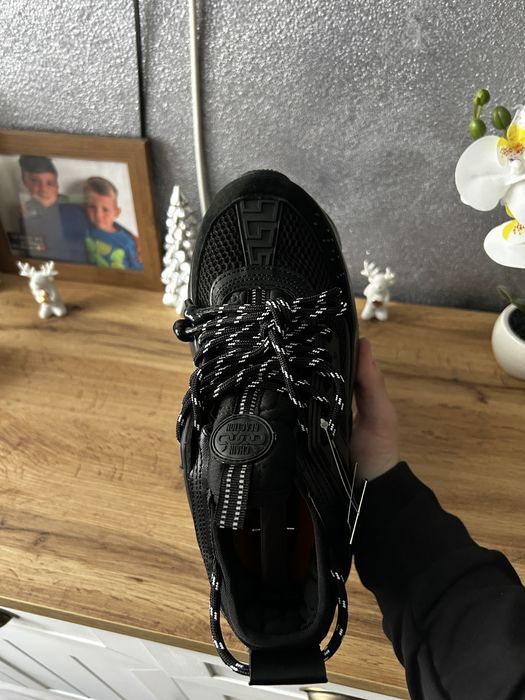 versace chain reaction negrii