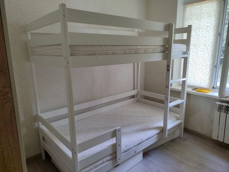 Кровать двухярустный
