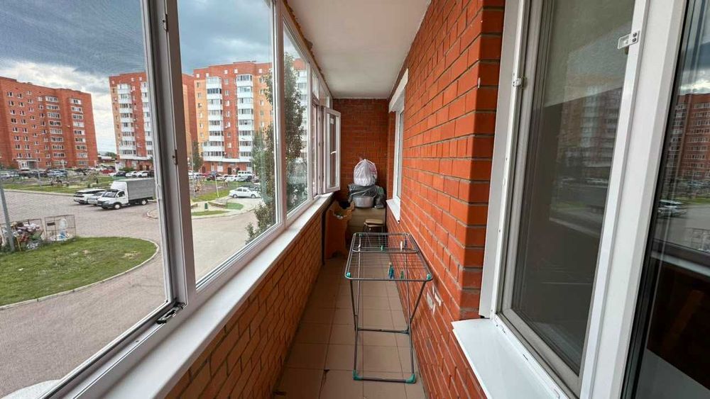 продам квартиру 2хком. мкр.Аэропорт