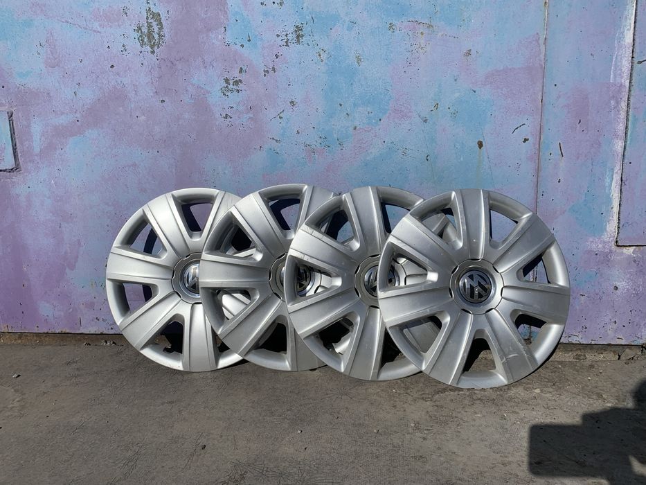 Диски на Volkswagen Polo r14 с колпаками