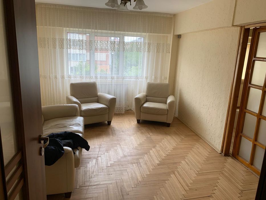 Apartament 4 camere zona Ursus