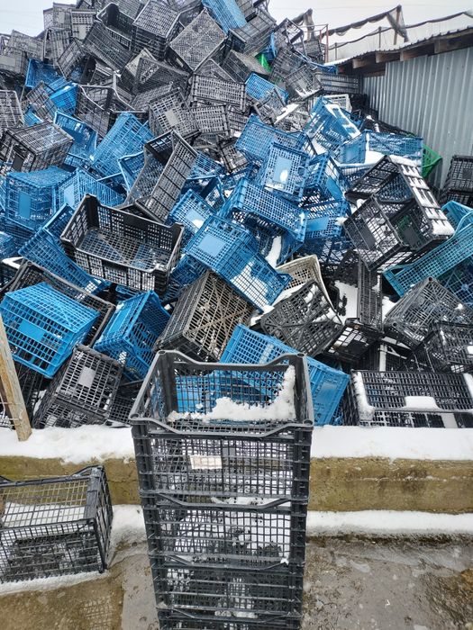 Lădițe de vânzare