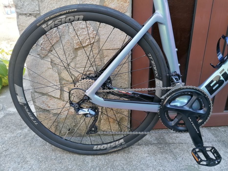 Електрически BIANCHI   Carbon, Shimano Ultegra 2*11