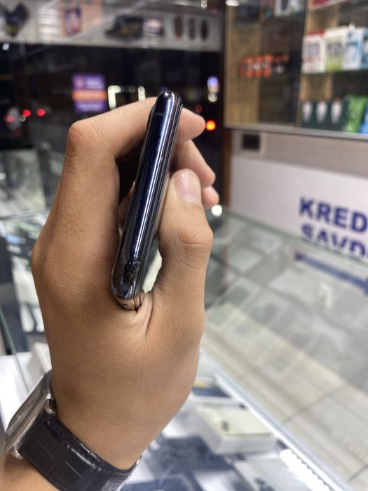 iphone 11 pro 64/72%