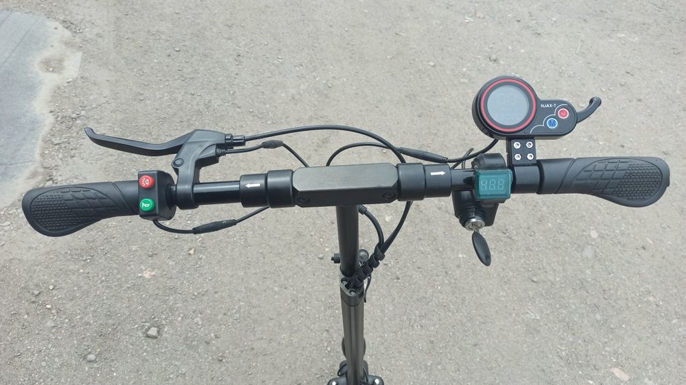 Продается электросамокат Куго М2
