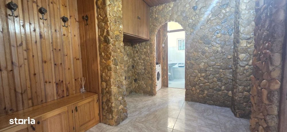 Inel 2 Pn-Uri 2 Camere Decomandat 57 Mp. 2 Balcoane, Parter, Gaze.
