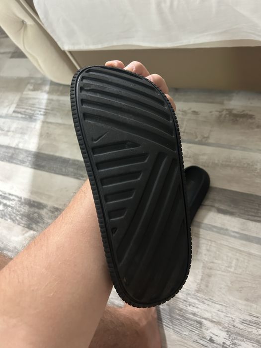 Nike calm slides