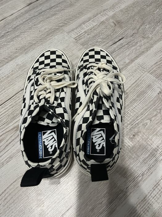 Tenisi Vans de panza